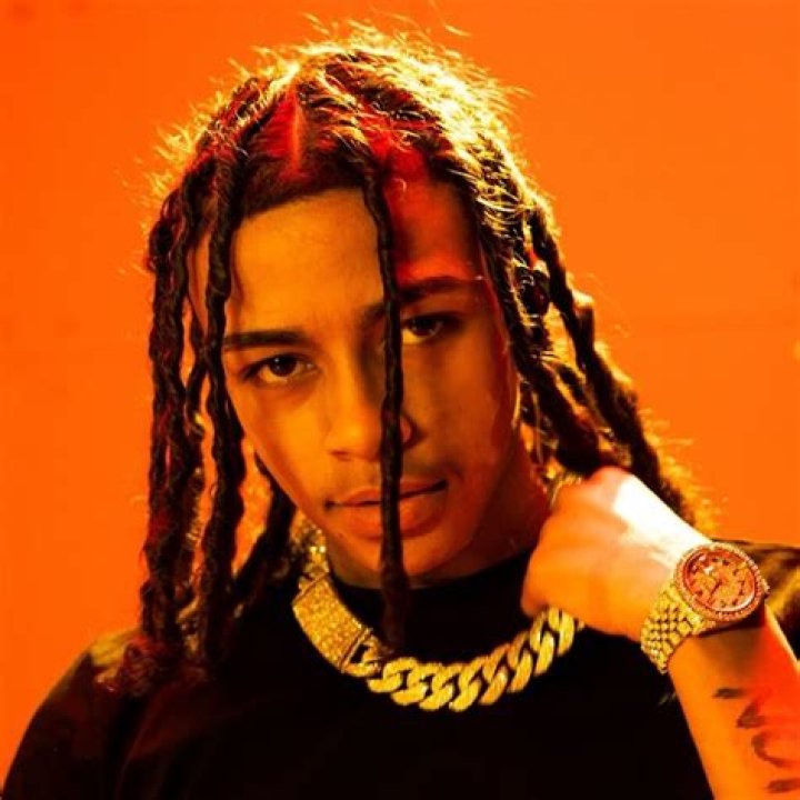 Notti Osama: The Rising Star in the Music Industry